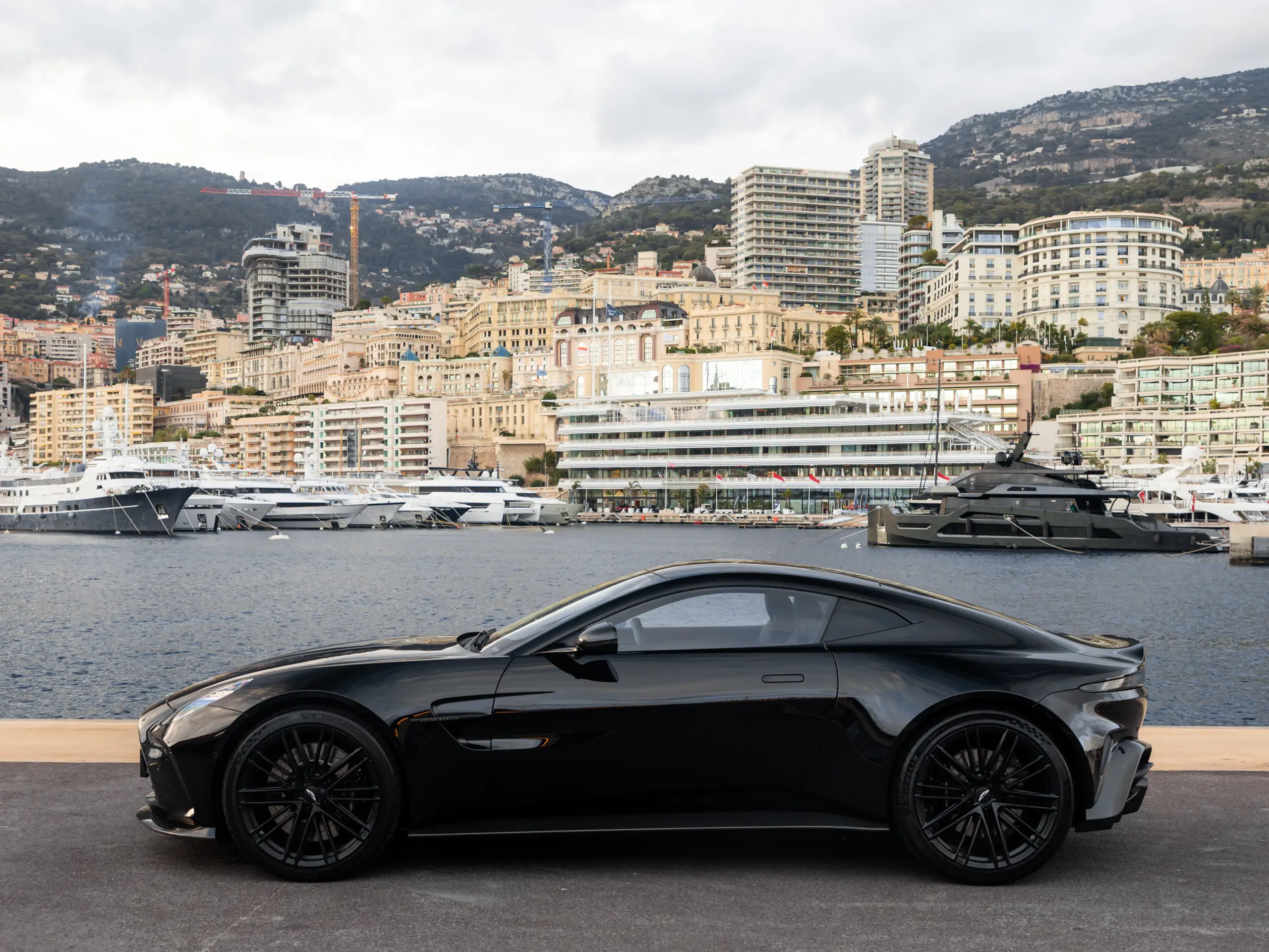 Image ASTON MARTIN V8 Vantage  V8 4.0 665ch BVA