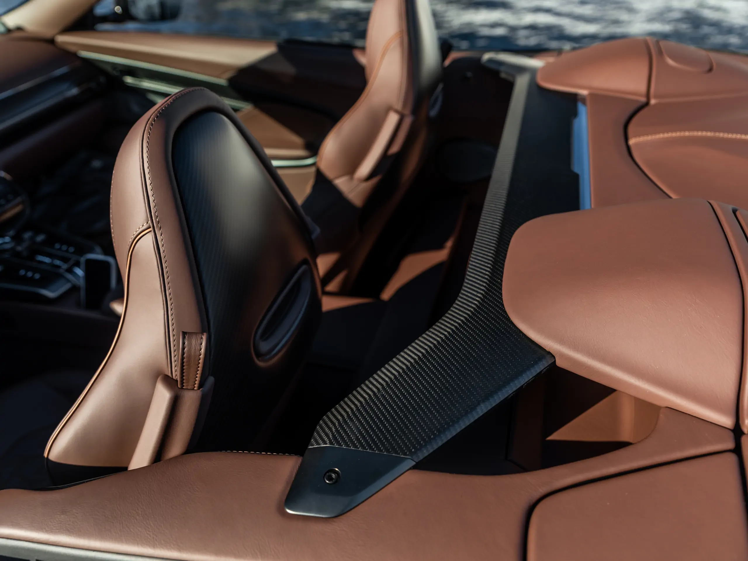 Image ASTON MARTIN Vanquish Volante V12 5.2 835ch BVA