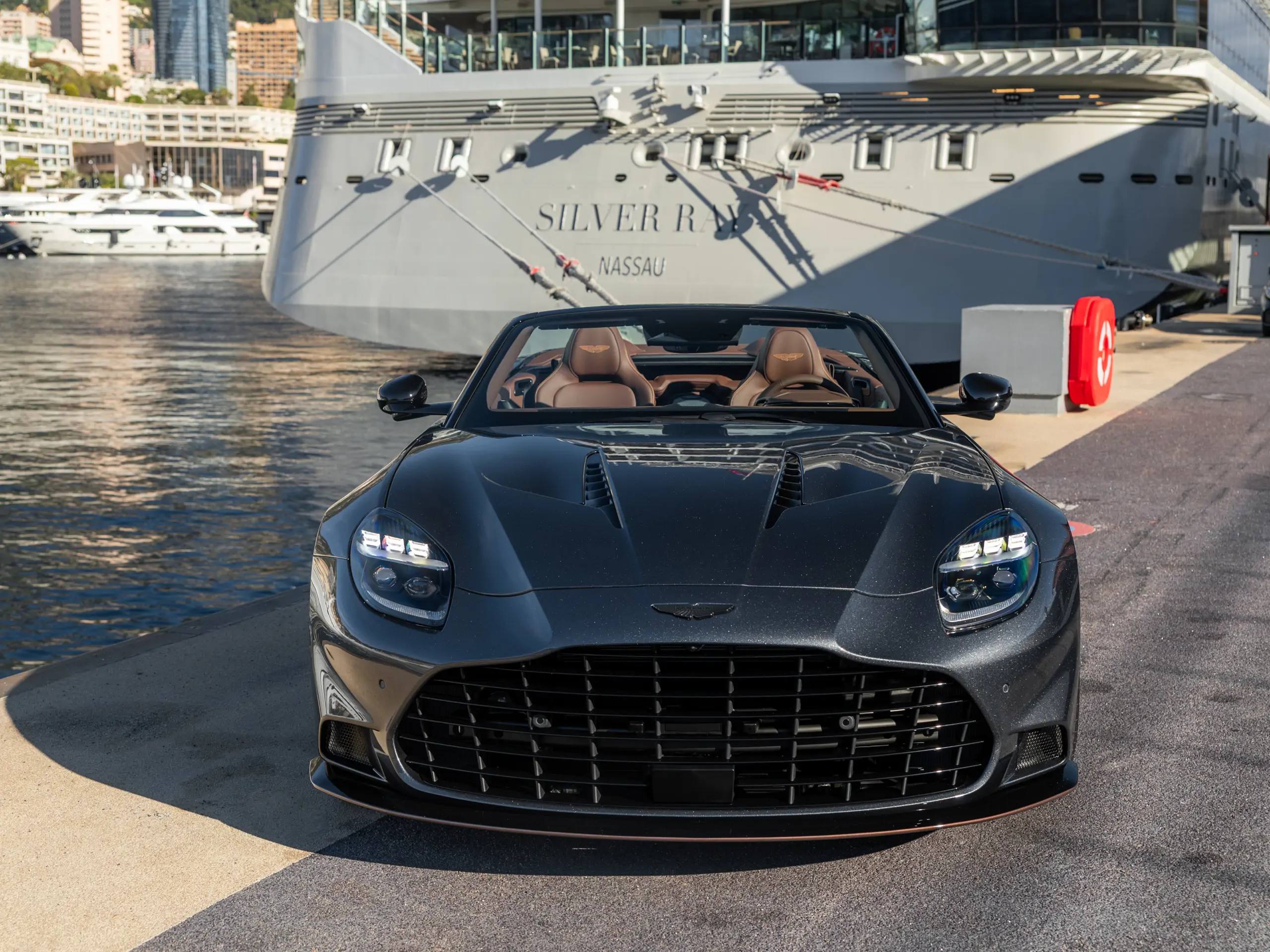 Image ASTON MARTIN Vanquish Volante V12 5.2 835ch BVA
