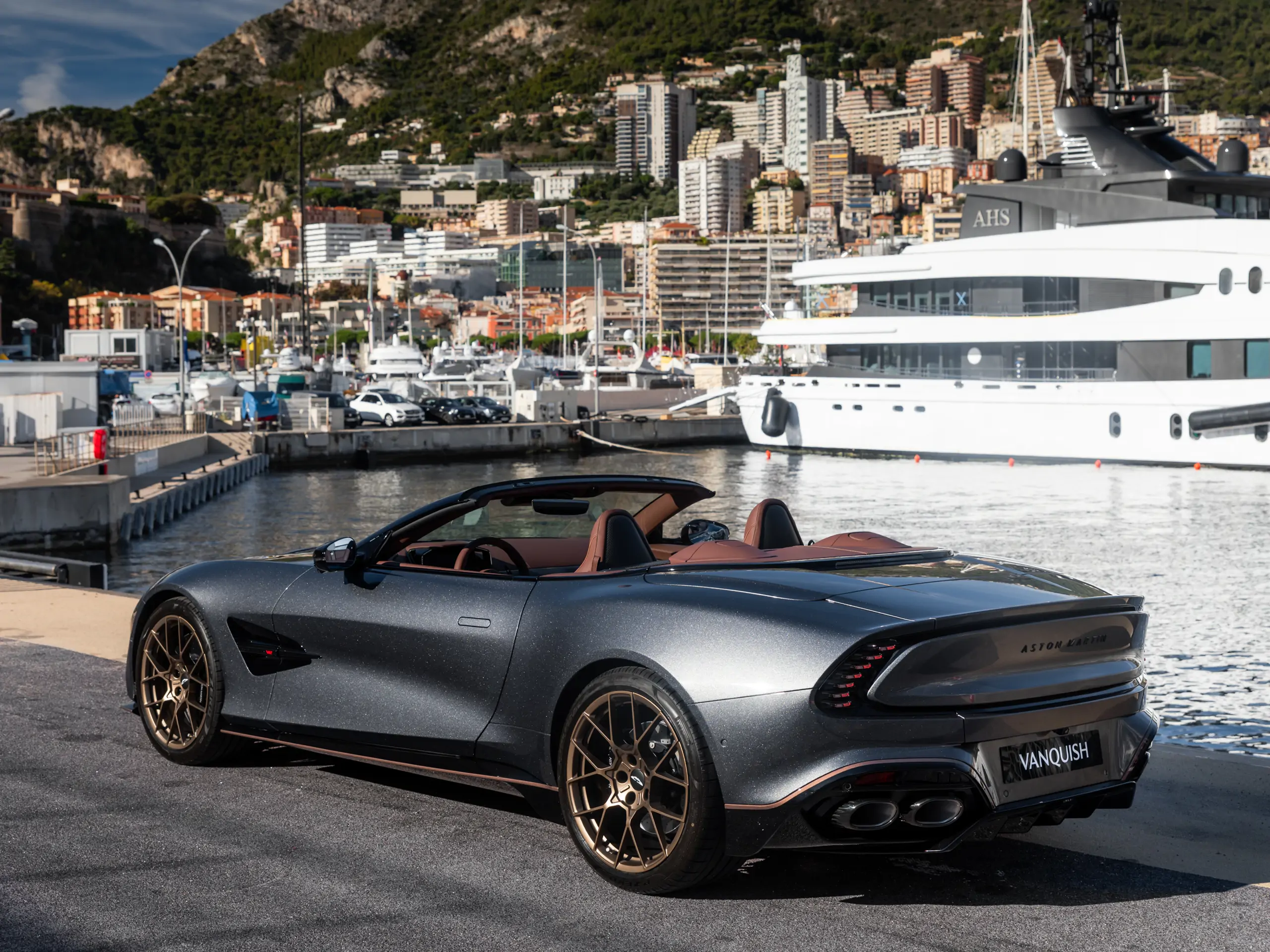 Image ASTON MARTIN Vanquish Volante V12 5.2 835ch BVA