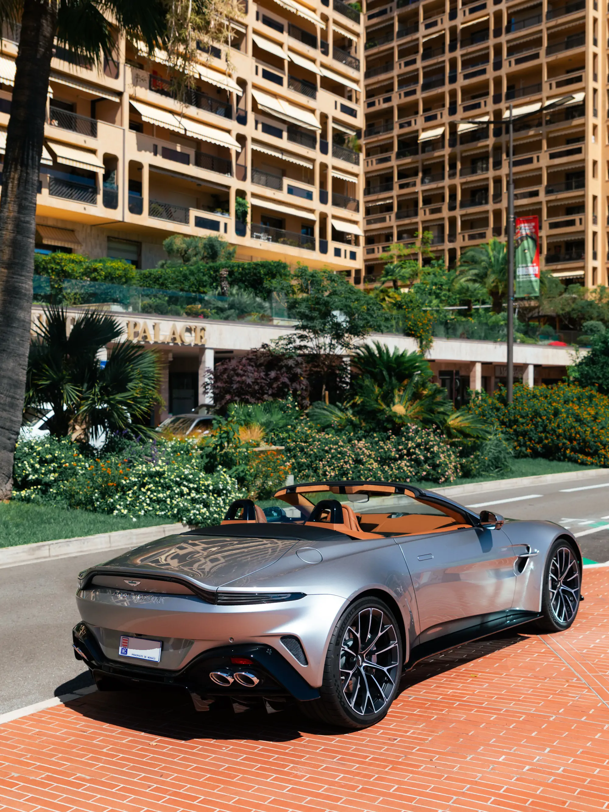Image ASTON MARTIN Vantage Roadster V8 4.0 680ch BVA