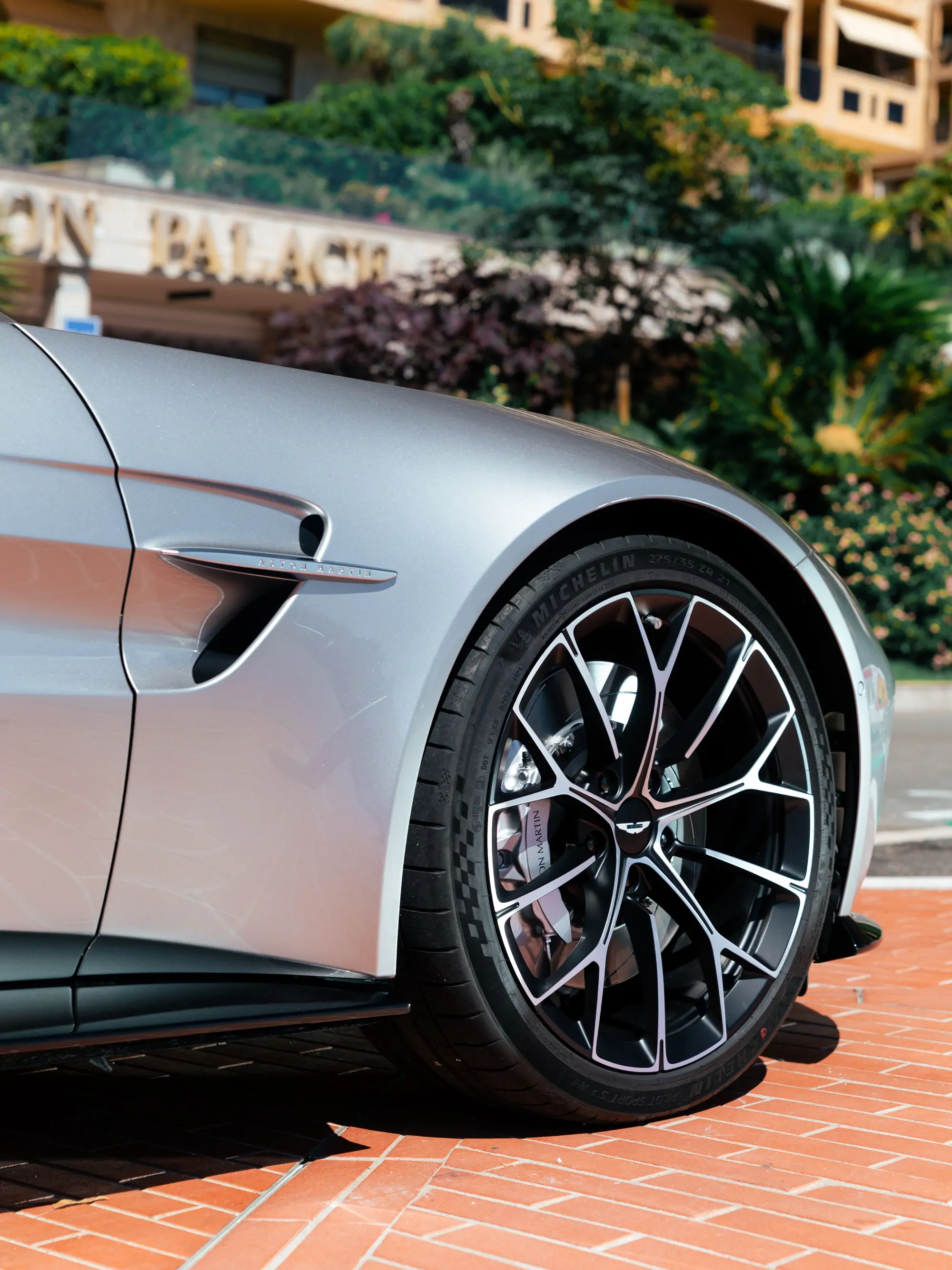 Image ASTON MARTIN Vantage Roadster V8 4.0 680ch BVA