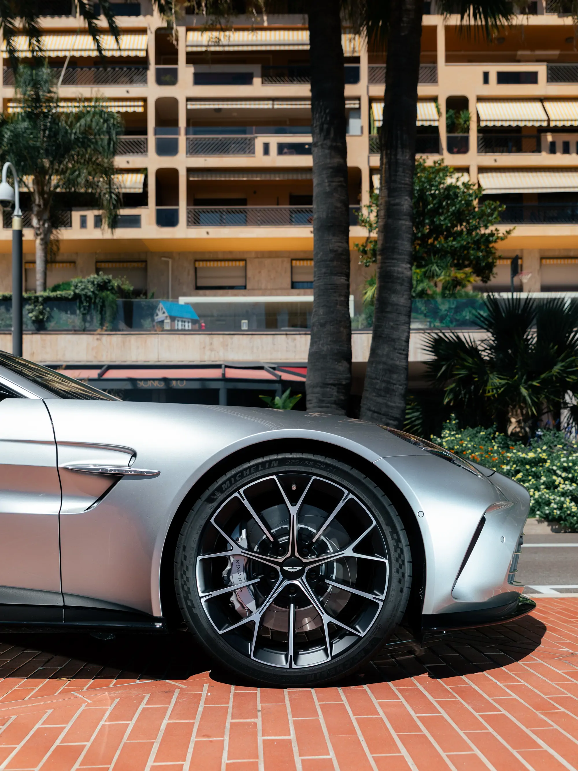 Image ASTON MARTIN Vantage Roadster V8 4.0 680ch BVA
