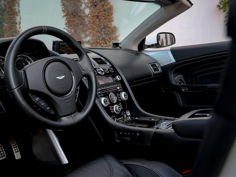 Image ASTON MARTIN DBS Volante V12 5.9