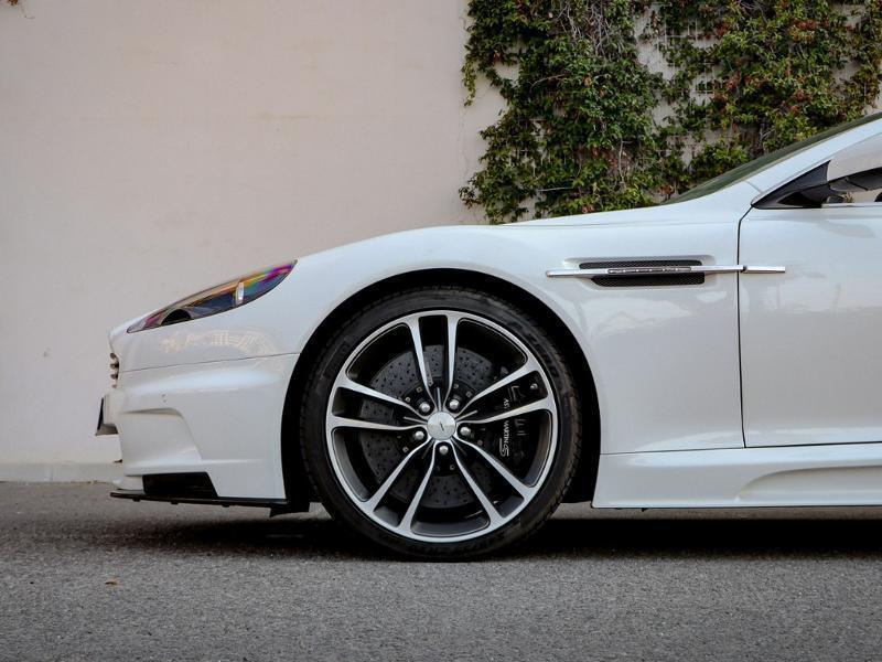 Image ASTON MARTIN DBS Volante V12 5.9