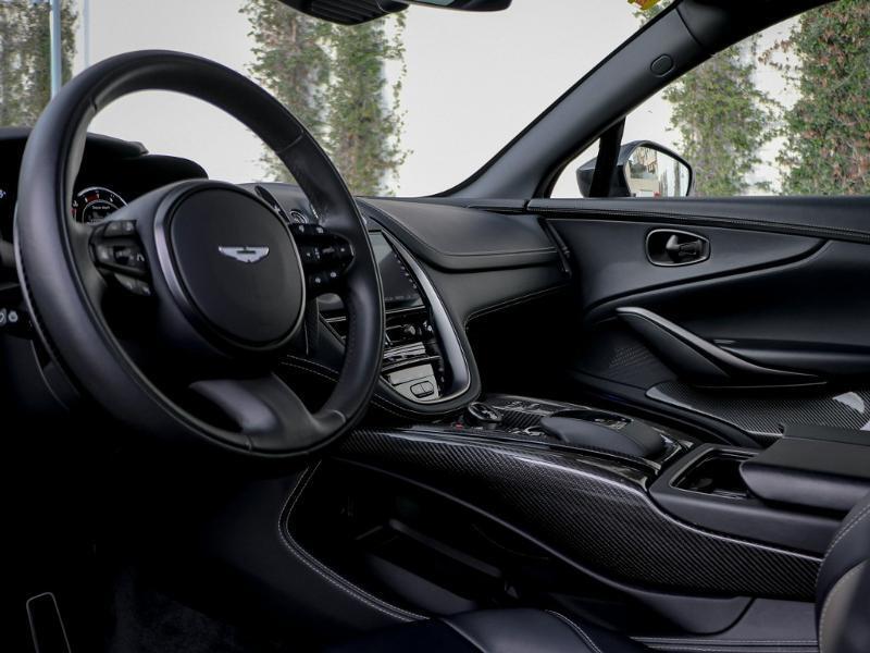 Image ASTON MARTIN DBX 4.0 V8 biturbo 707ch BVA9