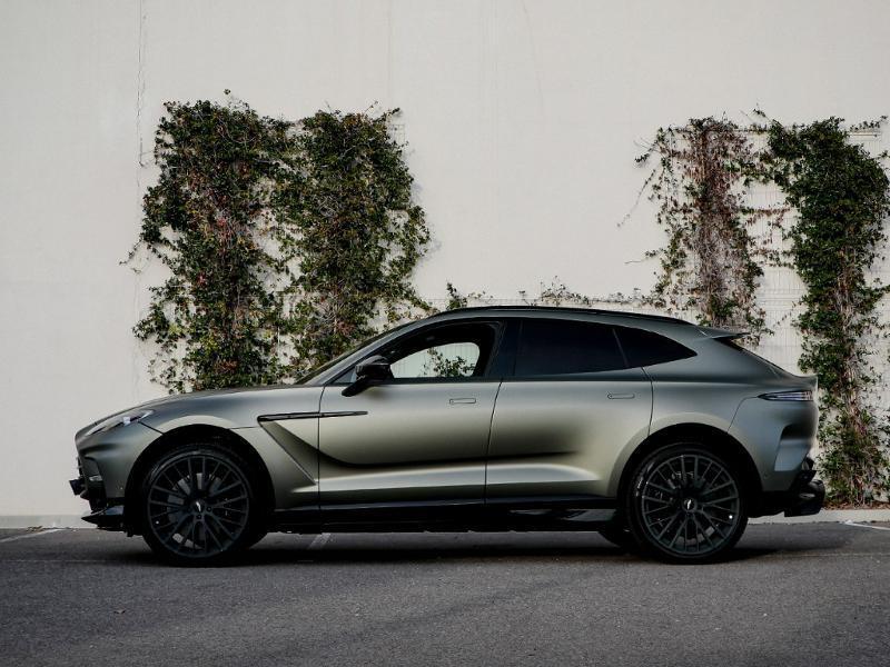 Image ASTON MARTIN DBX 4.0 V8 biturbo 707ch BVA9