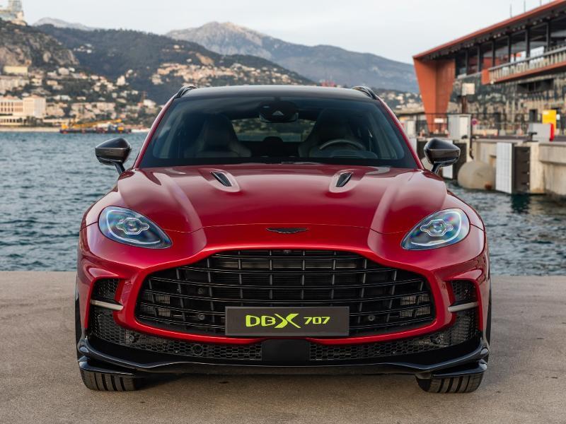 Image ASTON MARTIN DBX 4.0 V8 biturbo 707ch BVA9
