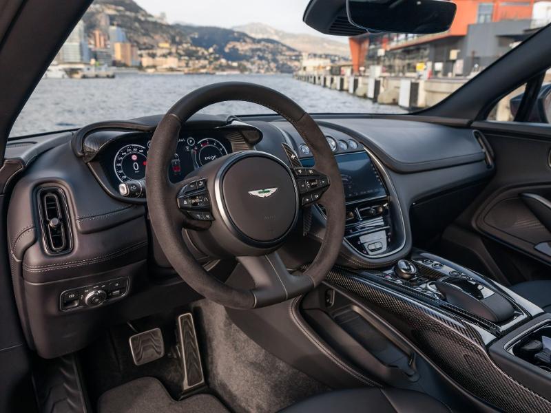Image ASTON MARTIN DBX 4.0 V8 biturbo 707ch BVA9