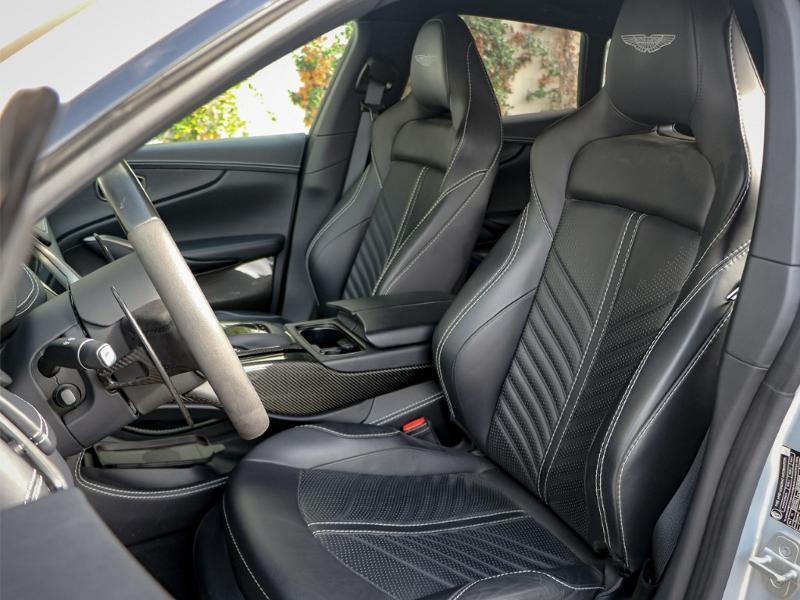 Image ASTON MARTIN DBX 4.0 V8 biturbo 707ch BVA9
