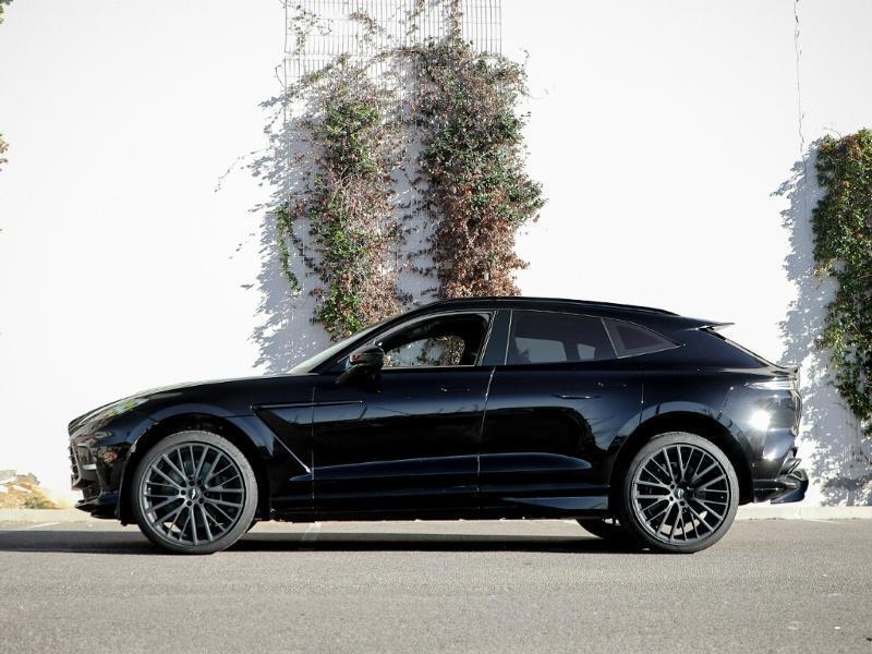 Image ASTON MARTIN DBX 4.0 V8 biturbo 707ch BVA9