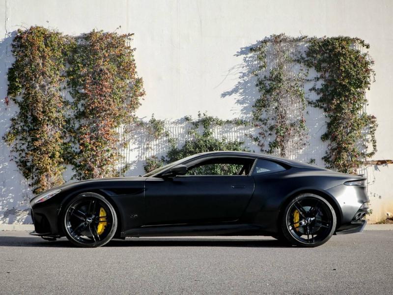 Image ASTON MARTIN DBS Coupé V12 5.2 725ch BVA8