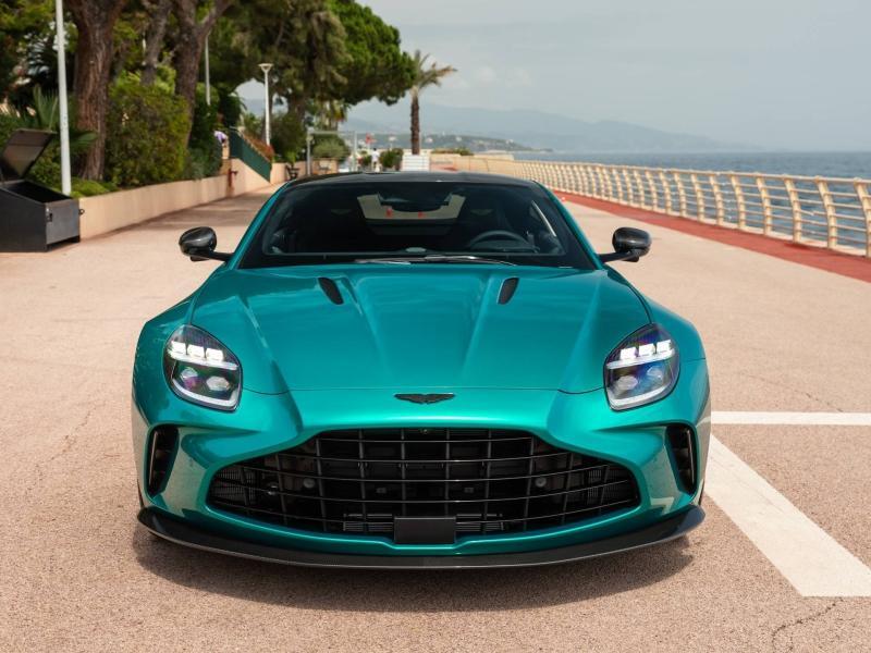 Image ASTON MARTIN Vtg NEXT GEN