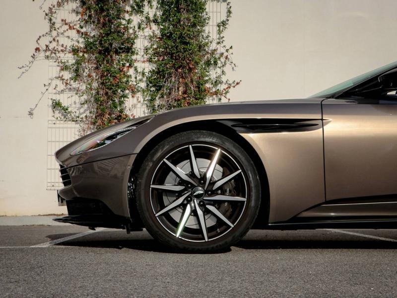 Image ASTON MARTIN DB11 Volante V8 4.0 510ch BVA8